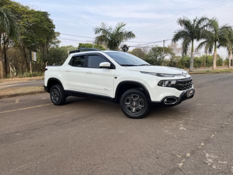 FIAT Toro 1.8 16V 4P ENDURANCE AUTOMTICO, Foto 2