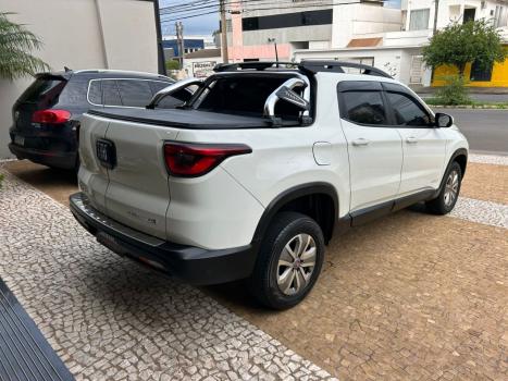 FIAT Toro 1.8 16V 4P FLEX FREEDOM ROAD AUTOMTICO, Foto 3