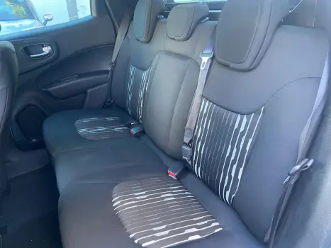 FIAT Toro 1.8 16V 4P FLEX FREEDOM AUTOMTICO, Foto 9