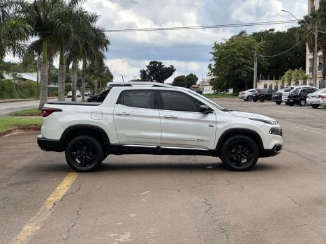 FIAT Toro 2.0 16V 4P VOLCANO 4WD TURBO DIESEL AUTOMTICO, Foto 3