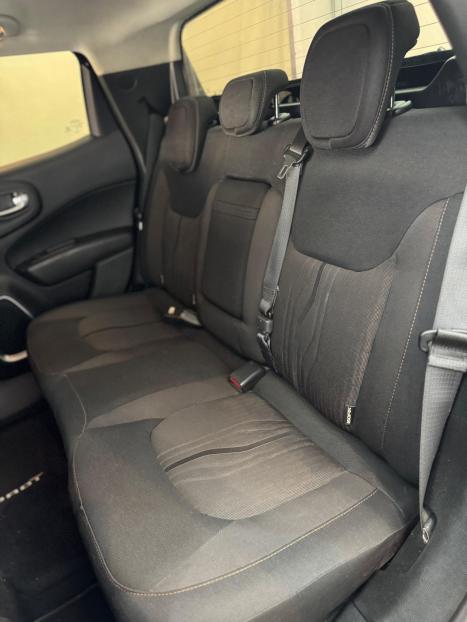 FIAT Toro 2.0 16V 4P VOLCANO 4WD TURBO DIESEL AUTOMTICO, Foto 10