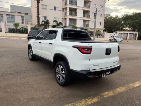 FIAT Toro 2.0 16V 4P ENDURANCE 4WD TURBO DIESEL AUTOMTICO, Foto 3