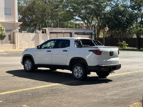 FIAT Toro 2.0 16V 4P ENDURANCE 4WD TURBO DIESEL AUTOMTICO, Foto 2