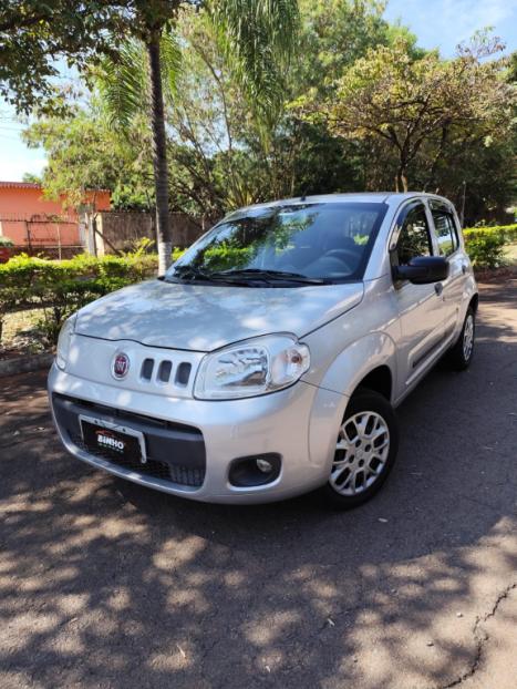 FIAT Uno 1.0 4P FLEX EVO VIVACE CELEBRATION, Foto 2