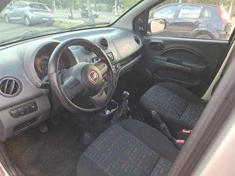 FIAT Uno 1.0 4P FLEX EVO VIVACE CELEBRATION, Foto 4