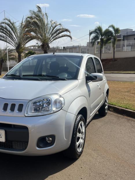 FIAT Uno 1.0 4P FLEX EVO VIVACE CELEBRATION, Foto 10