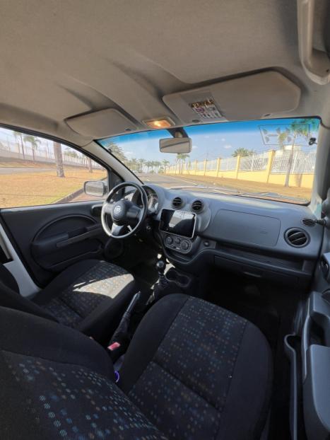 FIAT Uno 1.0 4P FLEX EVO VIVACE CELEBRATION, Foto 15