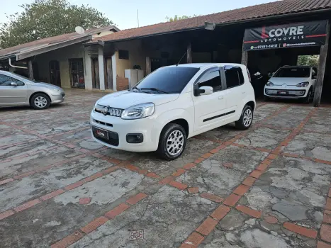 FIAT Uno 1.4 4P FLEX EVOLUTION, Foto 2