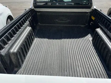 FORD Courier 1.6 16V SI, Foto 6