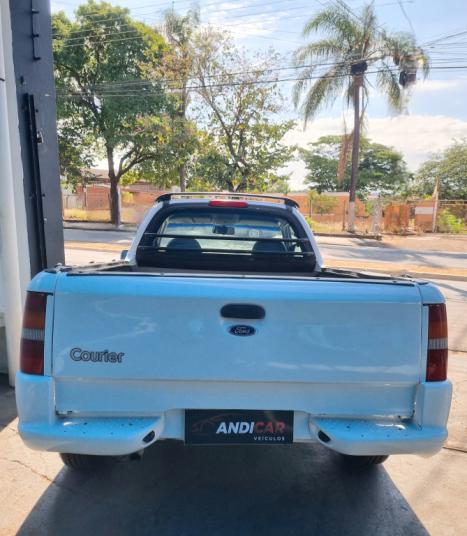 FORD Courier 1.6 L, Foto 5