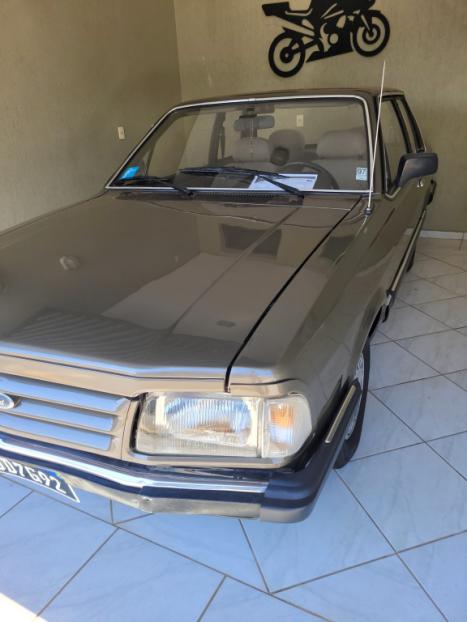 FORD Del Rey 1.6 GL, Foto 1