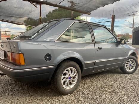 FORD Escort 1.6 GHIA, Foto 4