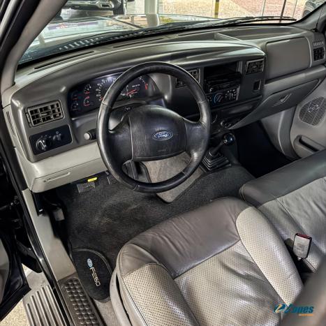 FORD F-250 4.2 XLT TURBO INTERCOOLER CABINE SIMPLES, Foto 9
