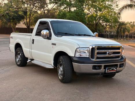 FORD F-250 4.2 XLT TURBO INTERCOOLER CABINE SIMPLES, Foto 2