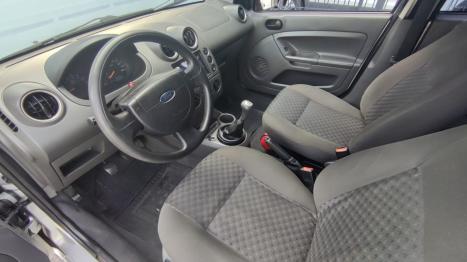 FORD Fiesta Hatch 1.0 4P, Foto 6