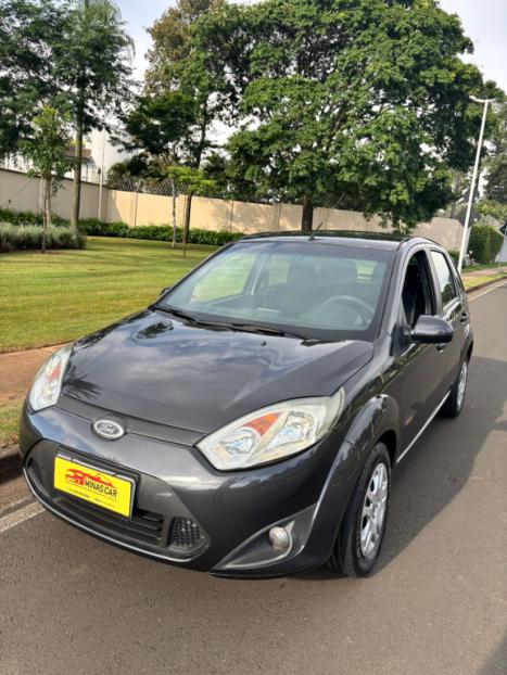 FORD Fiesta Hatch 1.6 4P CLASS FLEX, Foto 2