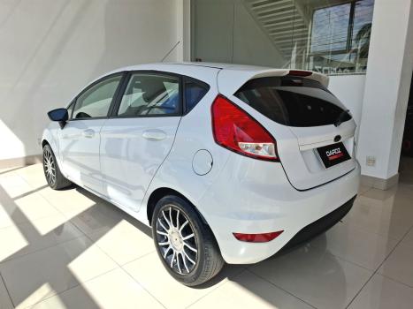 FORD Fiesta Hatch 1.5 16V 4P S FLEX, Foto 6