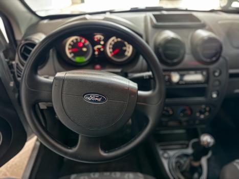 FORD Fiesta Hatch 1.0 4P FLEX, Foto 10