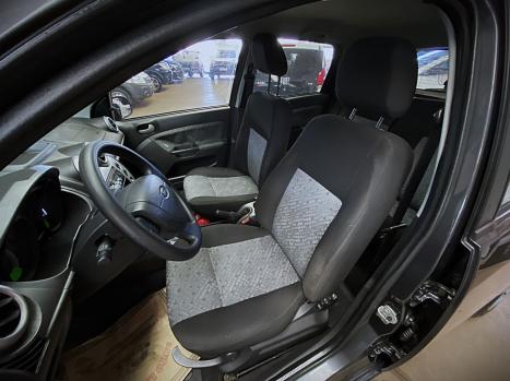 FORD Fiesta Hatch 1.6 4P, Foto 6