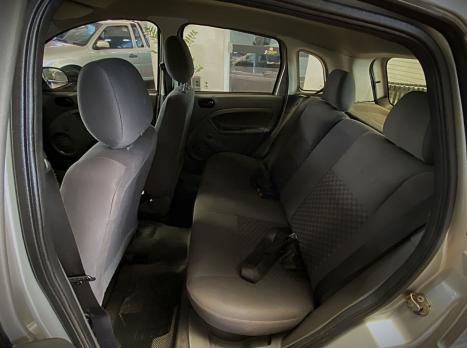 FORD Fiesta Hatch 1.6 4P, Foto 8