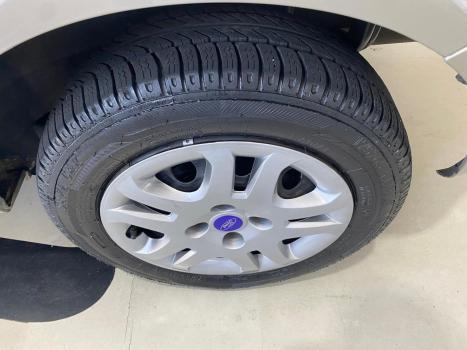 FORD Fiesta Hatch 1.6 16V 4P SE FLEX, Foto 14