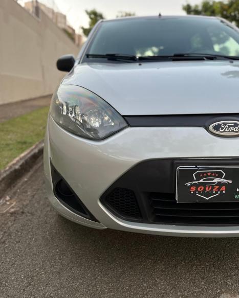 FORD Fiesta Hatch 1.6 4P CLASS FLEX, Foto 2
