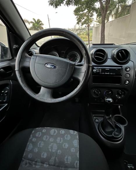 FORD Fiesta Hatch 1.6 4P CLASS FLEX, Foto 8