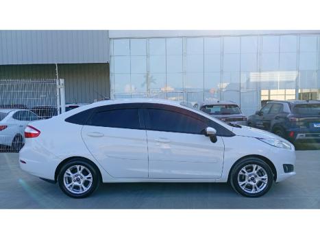 FORD Fiesta Hatch 1.6 16V 4P FLEX SE POWERSHIFT AUTOMTICO, Foto 4