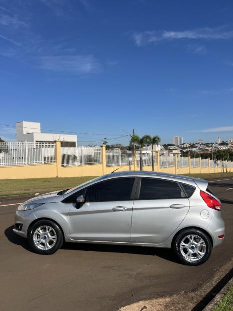 FORD Fiesta Hatch 1.6 16V 4P SE FLEX, Foto 2