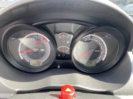 FORD Fiesta Hatch 1.6 4P FLEX, Foto 4