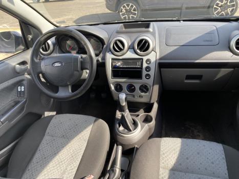 FORD Fiesta Hatch 1.6 4P FLEX, Foto 3