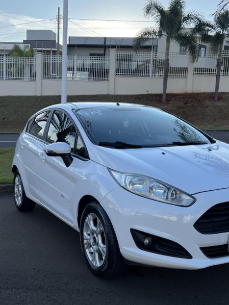 FORD Fiesta Hatch 1.6 16V 4P SE FLEX, Foto 8