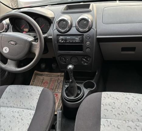 FORD Fiesta Hatch 1.0, Foto 5
