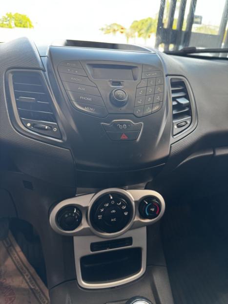 FORD Fiesta Hatch 1.5 16V 4P S FLEX, Foto 6