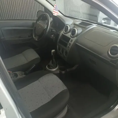 FORD Fiesta Hatch 1.6 4P FLEX, Foto 7
