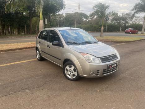 FORD Fiesta Hatch 1.0 4P FLEX, Foto 2