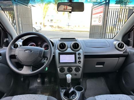 FORD Fiesta Hatch 1.6 4P ROCAM FLEX, Foto 7