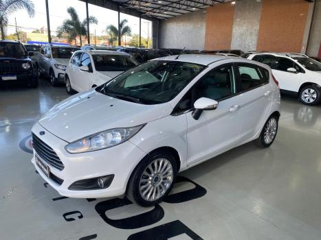 FORD Fiesta Hatch 1.0 12V 4P TITANIUM PLUS ECOBOOST TURBO POWERSHIFT AUTOMTICO, Foto 1