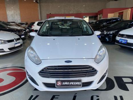 FORD Fiesta Hatch 1.0 12V 4P TITANIUM PLUS ECOBOOST TURBO POWERSHIFT AUTOMTICO, Foto 3