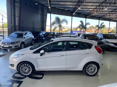 FORD Fiesta Hatch 1.0 12V 4P TITANIUM PLUS ECOBOOST TURBO POWERSHIFT AUTOMTICO, Foto 4