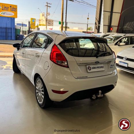 FORD Fiesta Hatch 1.0 12V 4P TITANIUM PLUS ECOBOOST TURBO POWERSHIFT AUTOMTICO, Foto 5