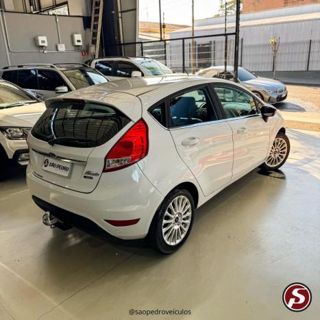 FORD Fiesta Hatch 1.0 12V 4P TITANIUM PLUS ECOBOOST TURBO POWERSHIFT AUTOMTICO, Foto 6