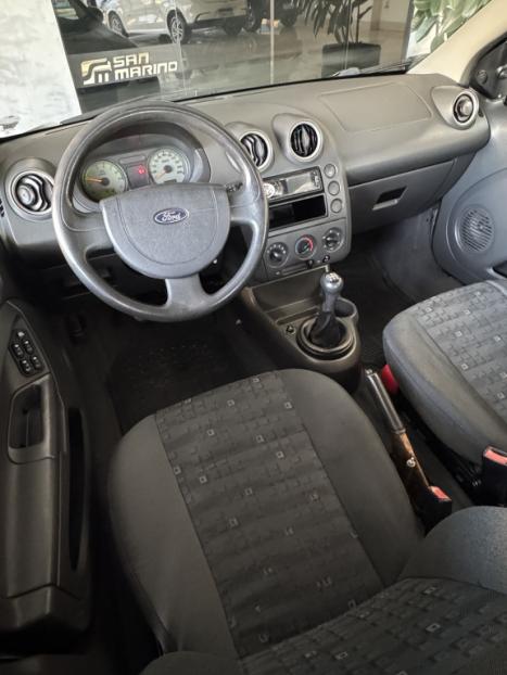 FORD Fiesta Hatch 1.0 4P CLASS, Foto 4