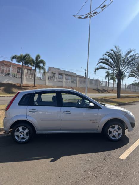 FORD Fiesta Hatch 1.6 4P CLASS FLEX, Foto 6