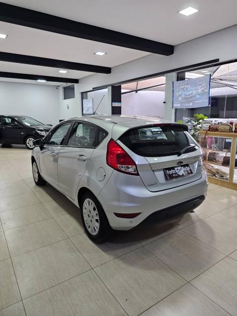 FORD Fiesta Hatch 1.6 16V 4P SE FLEX, Foto 7