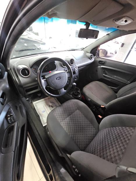 FORD Fiesta Hatch 1.6 4P CLASS FLEX, Foto 2