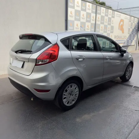 FORD Fiesta Hatch 1.5 16V 4P S FLEX, Foto 4