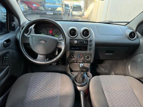 FORD Fiesta Sedan 1.6 4P FLEX, Foto 6