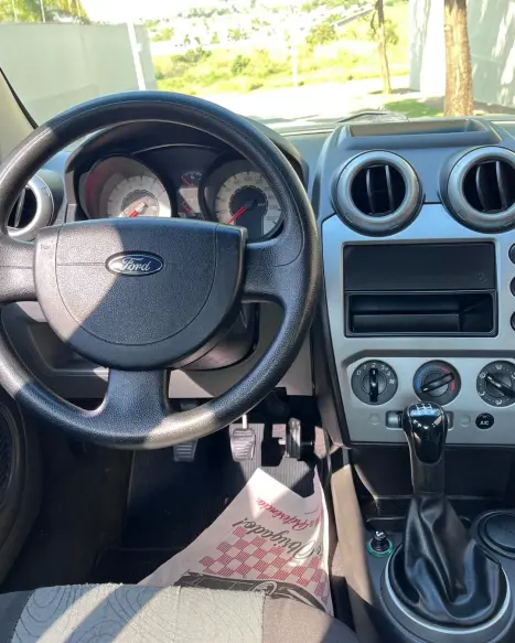 FORD Fiesta Sedan 1.6 4P FLEX, Foto 8