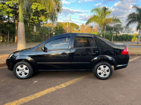 FORD Fiesta Sedan 1.6 16V 4P FLEX TITANIUM, Foto 3